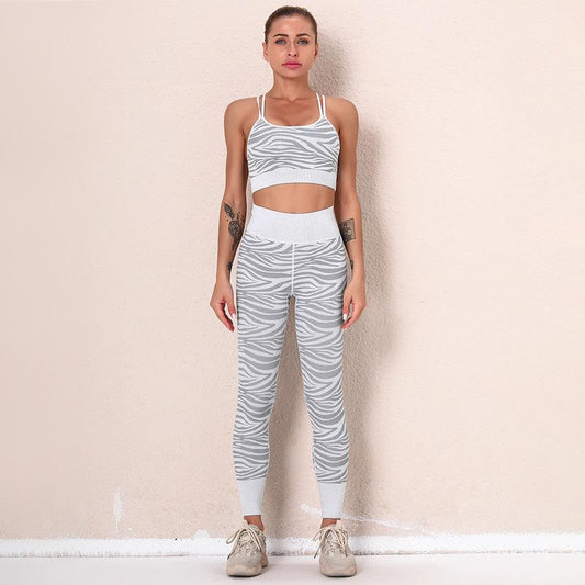 Women's Sexy Striped Knitted Yoga Wear Fitness Running Hip Lifting Leggings Seamless Sportswear Two Piece Suit